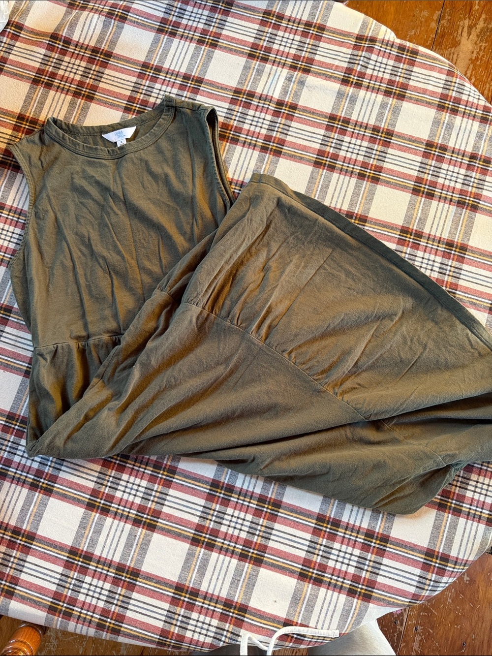 Time and Tru Olive Green Sleeveless Tiered Midi Dress